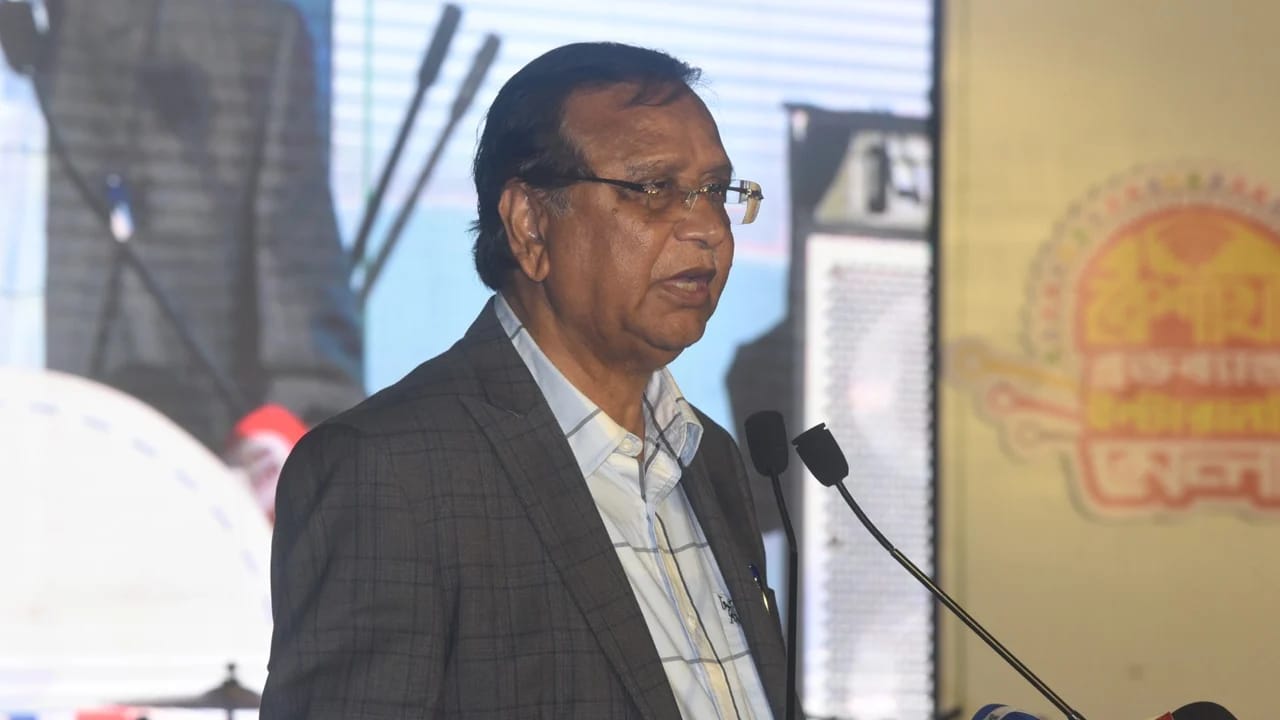 ইন্টারনেটের গতির সাথে তাল মিলিয়ে আধুনিক ঢাকা গড়ার প্রত্যয় ডিএসসিসি প্রশাসকের