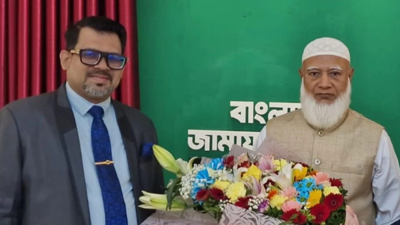 উপদেষ্টার অব্যাহতিতে জামায়াত আমিরের বিতর্কিত সুপারিশের অবসান